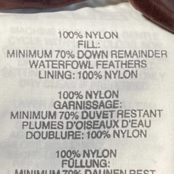 J.Crew Shiny Burgundy Down Filled Quilted Puffer Vest Size XS - Picture 8 of 9